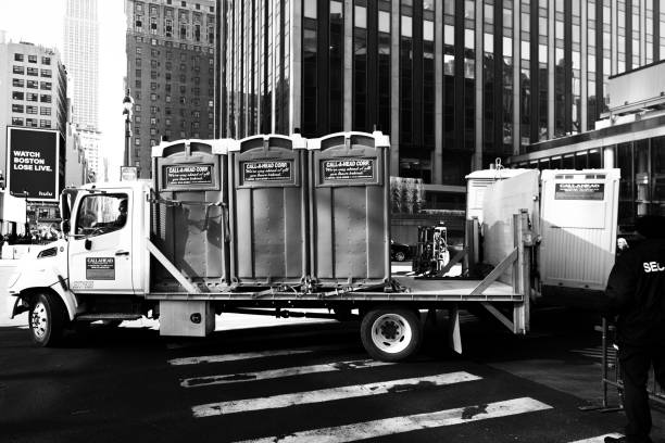 Best Affordable portable toilet rental  in Summit View, WA